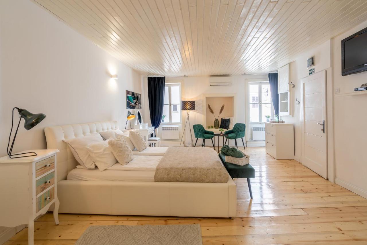 Casanoa Old Town Rovinj Apartment Экстерьер фото